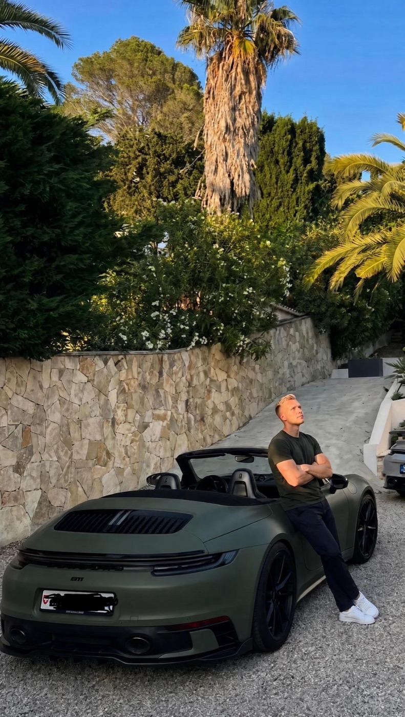 Niklas Sauber am Porsche